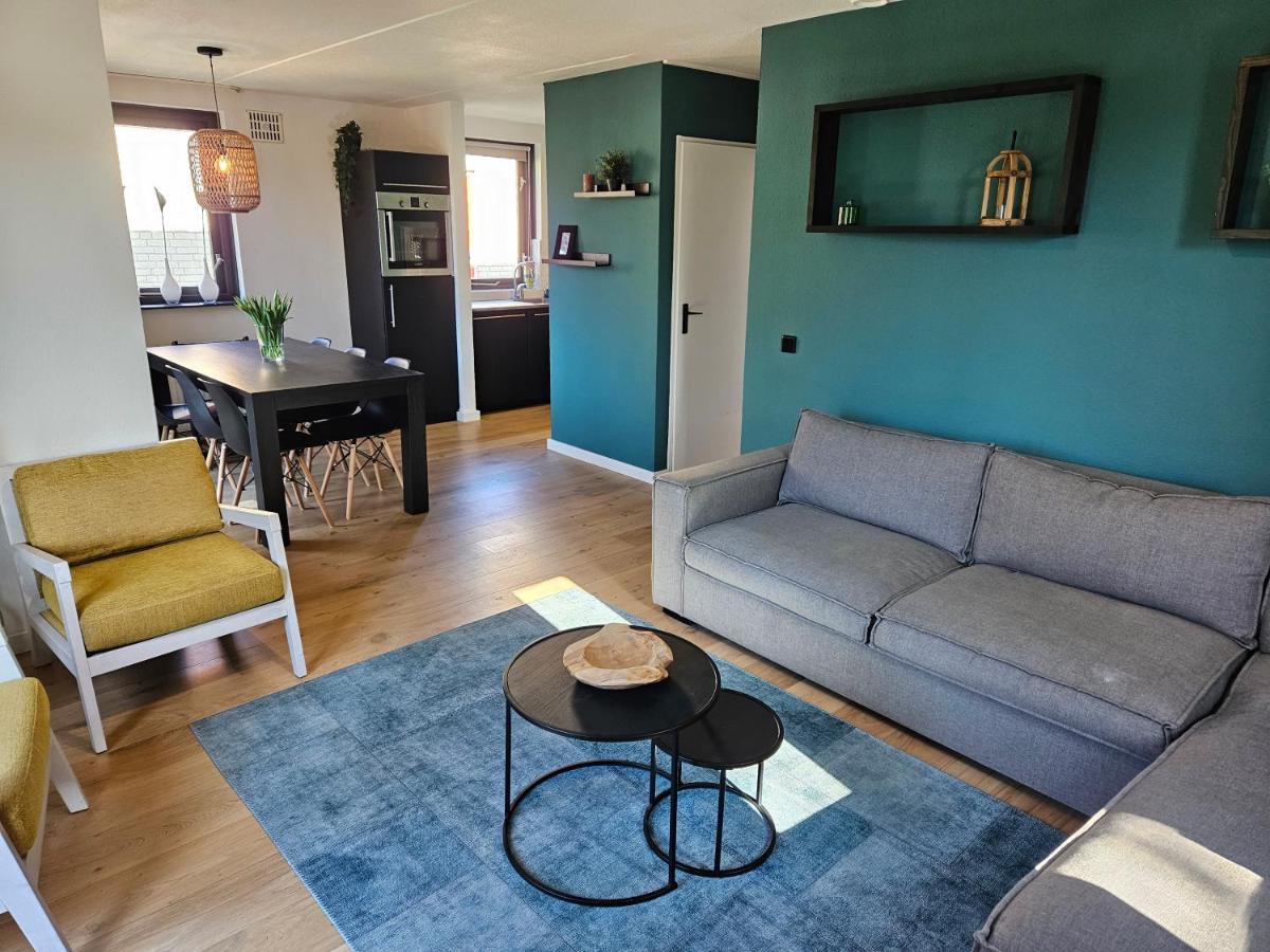 7 Person House With Garden, Firepit, Swimming Lake, Hammock, Child Friendly, In- And Outside Playground, Slide, And Great Coffee Ewijk 外观 照片