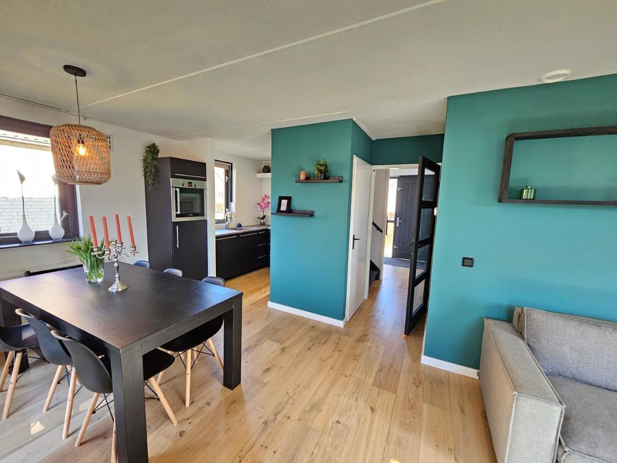 7 Person House With Garden, Firepit, Swimming Lake, Hammock, Child Friendly, In- And Outside Playground, Slide, And Great Coffee Ewijk 外观 照片
