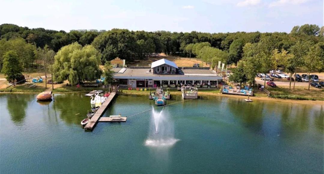 7 Person House With Garden, Firepit, Swimming Lake, Hammock, Child Friendly, In- And Outside Playground, Slide, And Great Coffee Ewijk 外观 照片