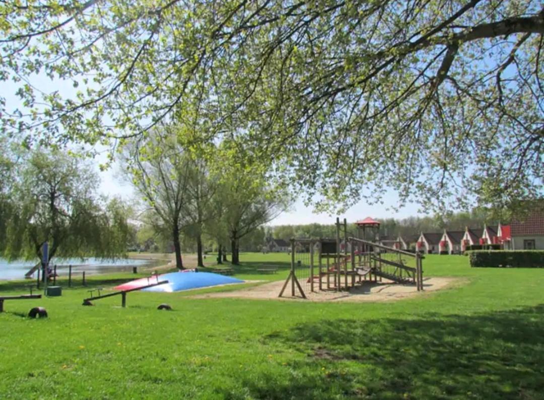 7 Person House With Garden, Firepit, Swimming Lake, Hammock, Child Friendly, In- And Outside Playground, Slide, And Great Coffee Ewijk 外观 照片