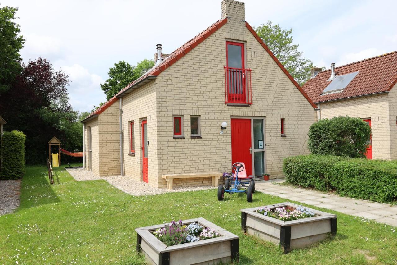 7 Person House With Garden, Firepit, Swimming Lake, Hammock, Child Friendly, In- And Outside Playground, Slide, And Great Coffee Ewijk 外观 照片